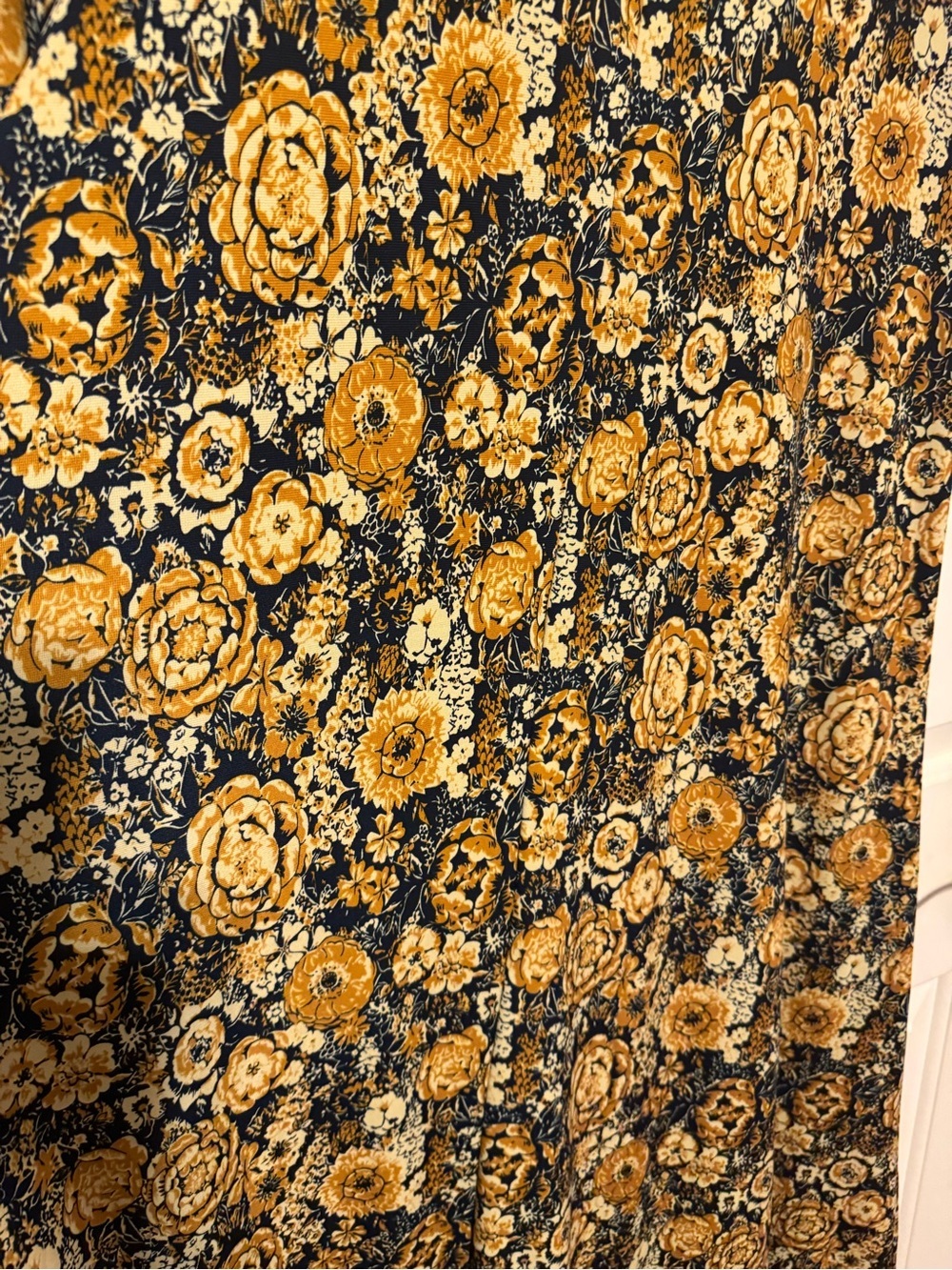 LuLaRoe Carly High-Low Dress Blue and Gold Floral Print Sz Large Super Stretch - Picture 9 of 9